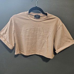Small Vici Cropped Pre-Rolled T-Shirt